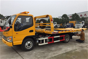 西峰区哪里有拖车服务