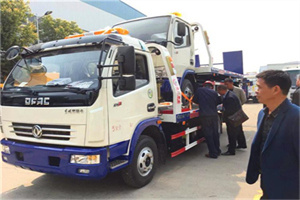 西峰区汽车道路救援拖车价格